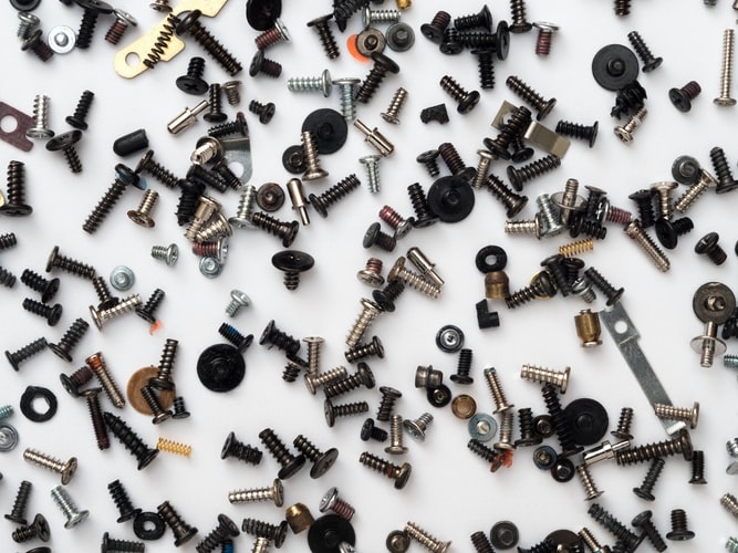 Manufacturing of nuts and bolts