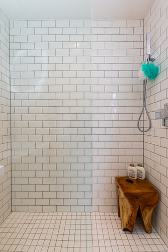 Bathroom fittings
