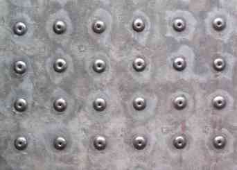Meta rivets
