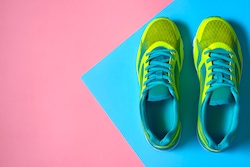 Sports shoe
