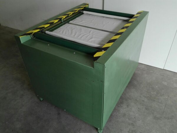 Cover edge wrapping machine