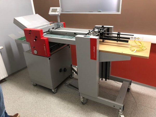 Folding machines