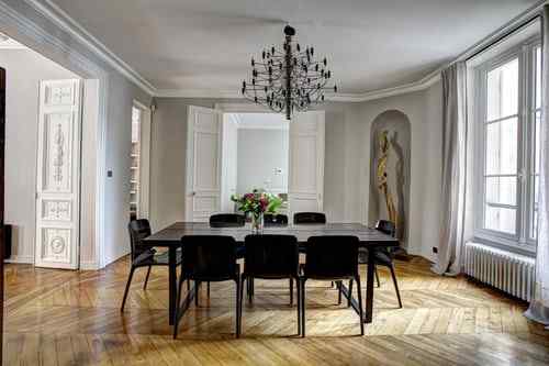 Interior decorators & designers