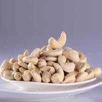 Plain un-roasted cashews