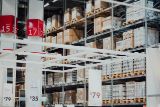 Pharmaceutical manufacturing equipment
