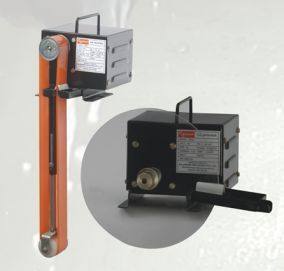 Industrial oil skimmers