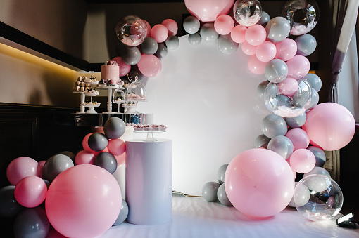 Balloons decoration & installation