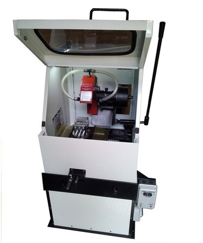 Metallographic cutting machine