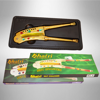 Khatri nut cracker (sarota/sudi)