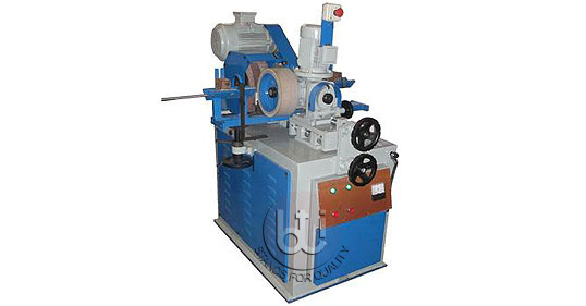Pipe polishing machines