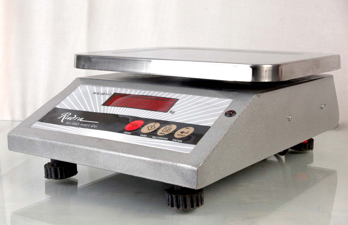 Table top scale